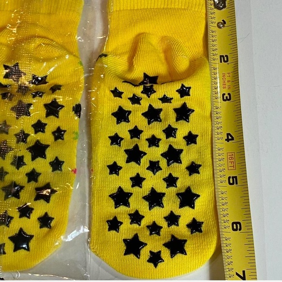 Kids SMALL Get Air Yellow Socks - Picture 3 of 3